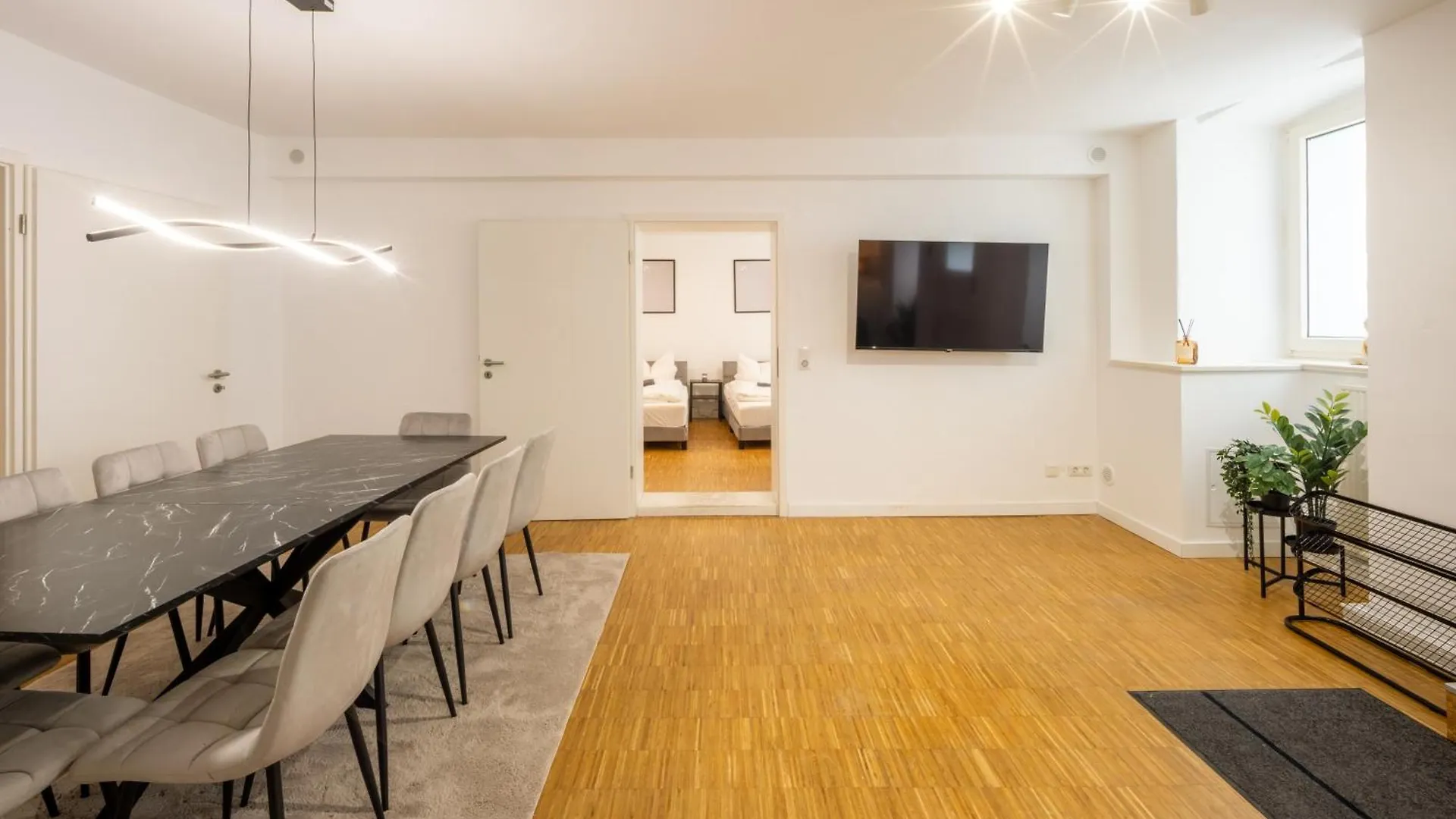 Apartamento 100Qm2, Superior Suite, 7 Beds, Rain Shower Berlín Alemania